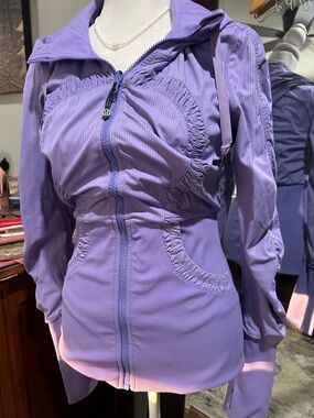 Women’s Lavender Hooded Zip Jacket